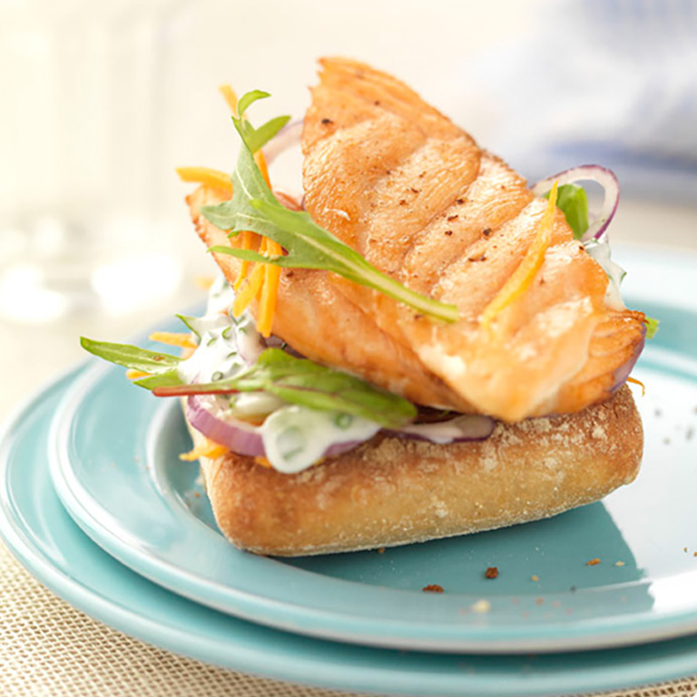 Crostini de Saumon écossais Label Rouge et salade au fromage frais